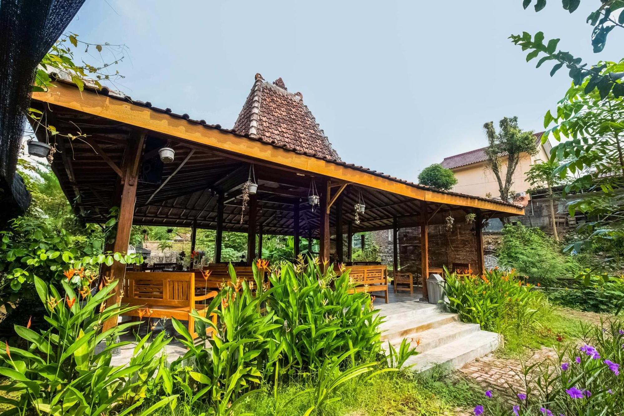 Oyo 3562 Pondok Inspirasi Minggir Klangkapang Ngoại thất bức ảnh