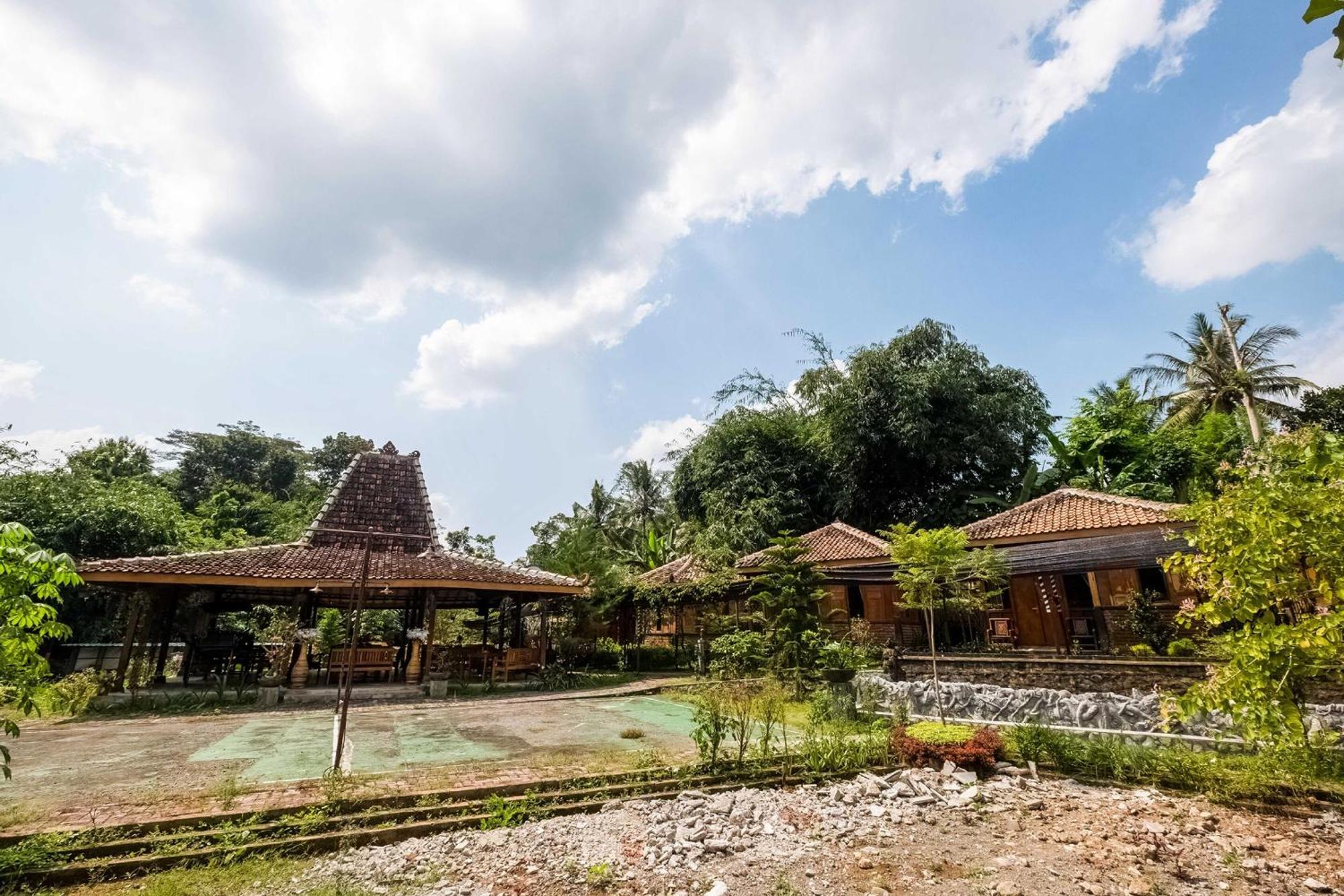 Oyo 3562 Pondok Inspirasi Minggir Klangkapang Ngoại thất bức ảnh